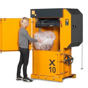 Marine X10 Baler